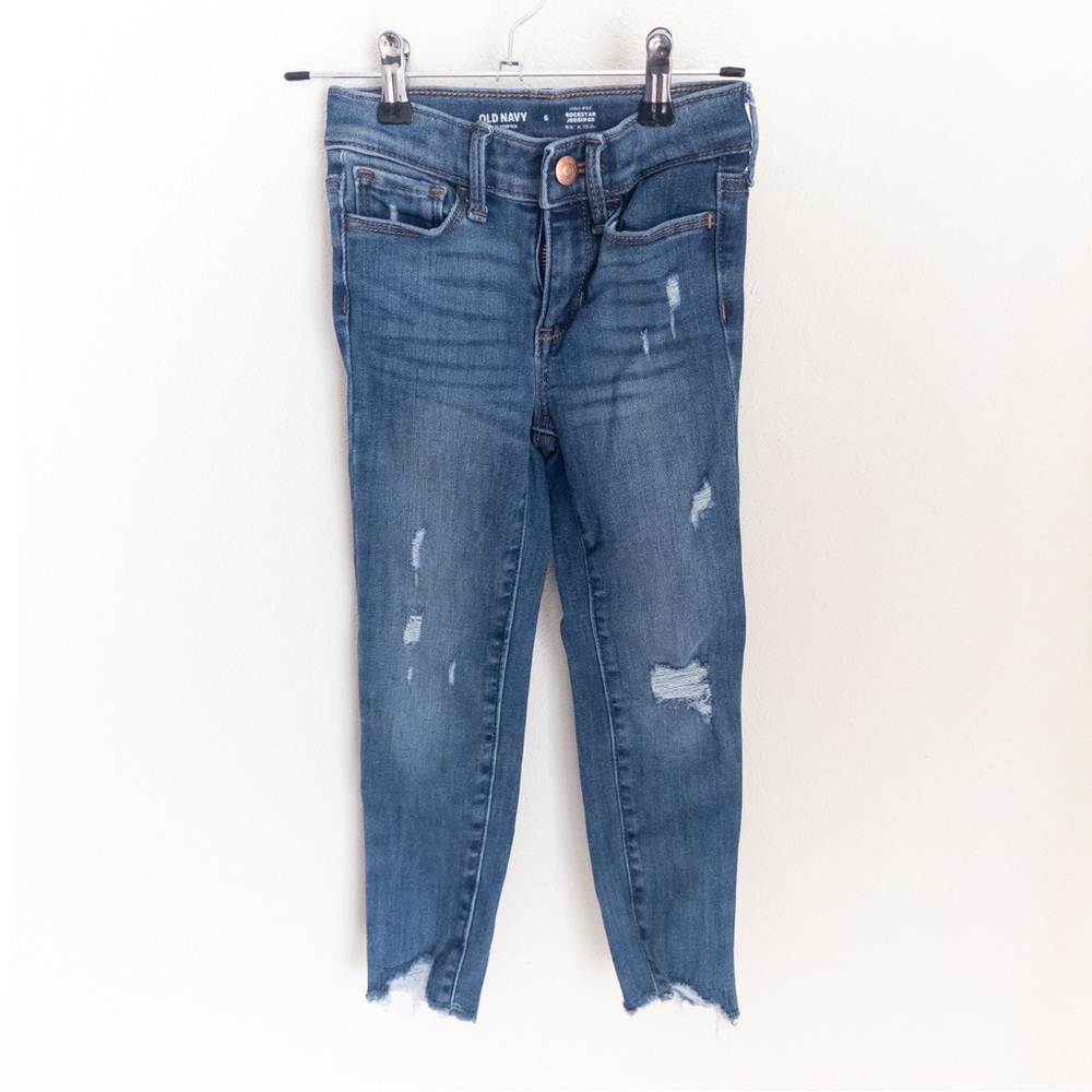 Old Navy Blue Cropped Ankle Jeans with Distressed Hem